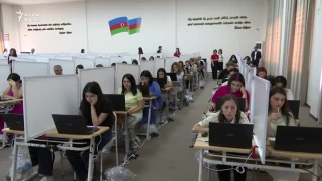 Biri həzz alır, o biri qənaət edir - Azərbaycanlı və çex müəllimin müqayisəli həyatı