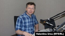 Veaceslav Negruță în studioul Europei Libere de la Chișinău 