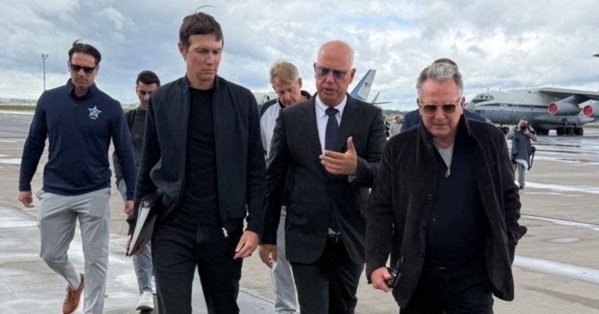 US Envoys Arrive In Moscow; Putin Orders Halt In Kyiv Strikes As Attacks ...