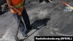 Участь безробітних у суспільно корисних роботах є добровільною і оплачується на рівні не нижче за мінімальну зарплату