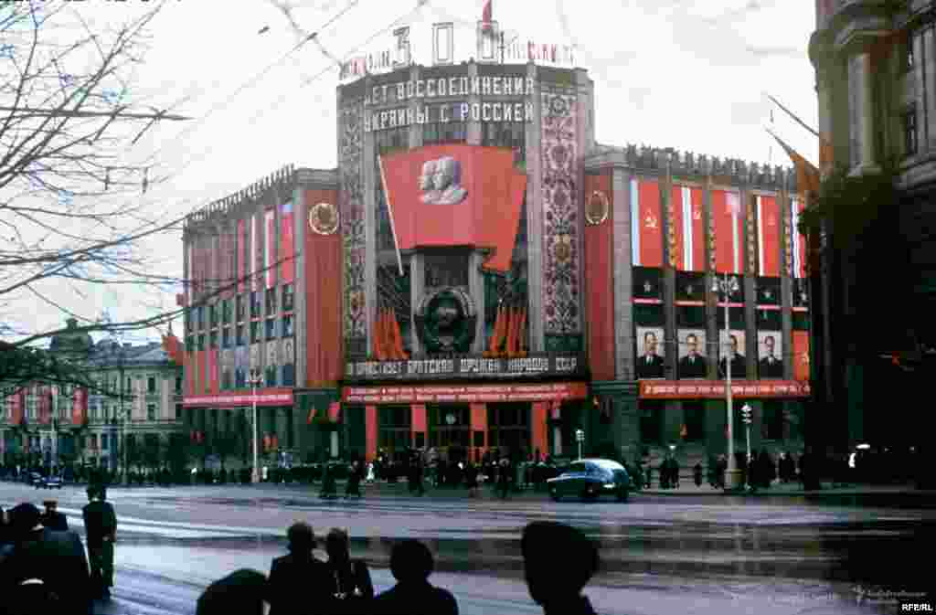 Будівля Центрального телеграфу, вулиця Тверська, 7, Москва