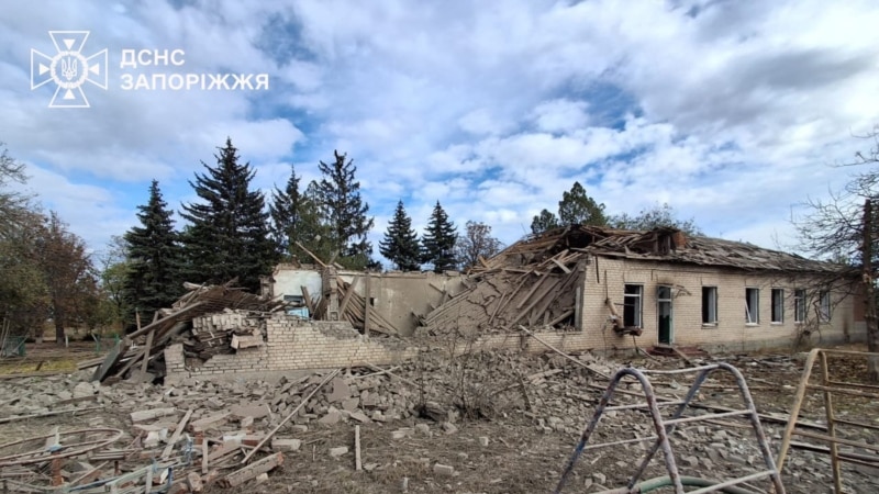 ОВА: двоє поліцейських постраждали через удар по Запорізькому району