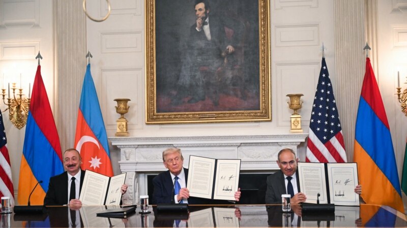 Pashinian Briefs Iranian, Russian Leaders On Washington Talks