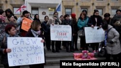 სოციალური მუშაკების აქცია მთავრობის ადმინისტრაციასთან. 2019 წლის 26 მარტი