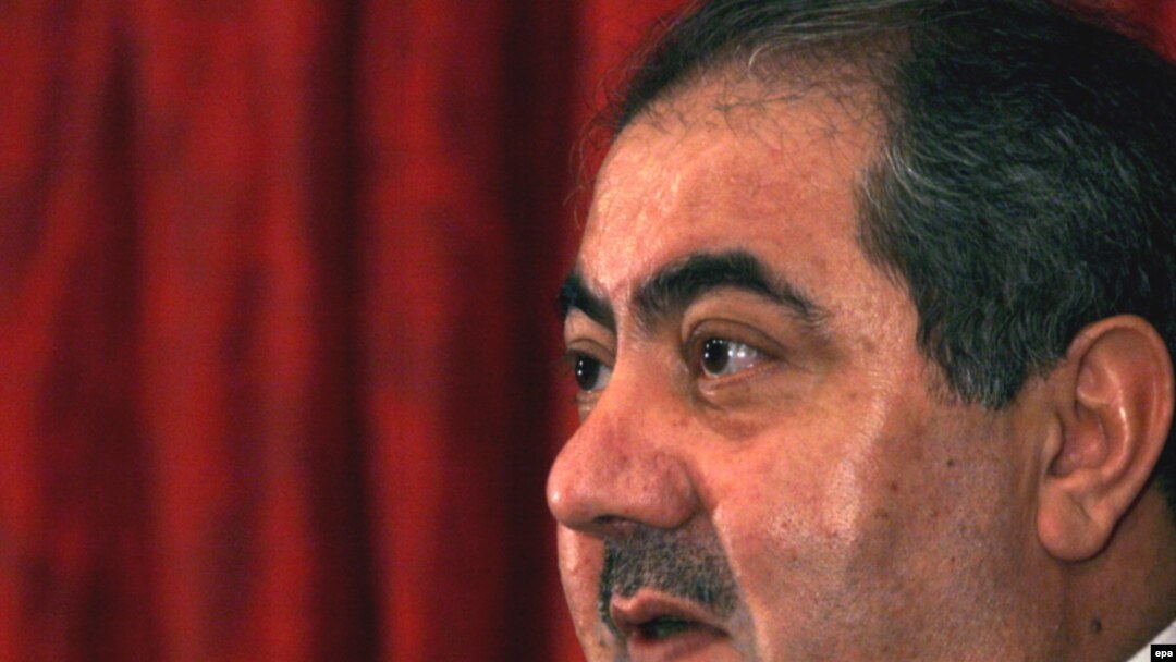 آقای زیباری گفته است که مذاکرات منتفی نشده اما باید در فضایی آرامتر به آن پرداخت. (عکس از epa)