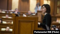 Maia Sandu în Parlament