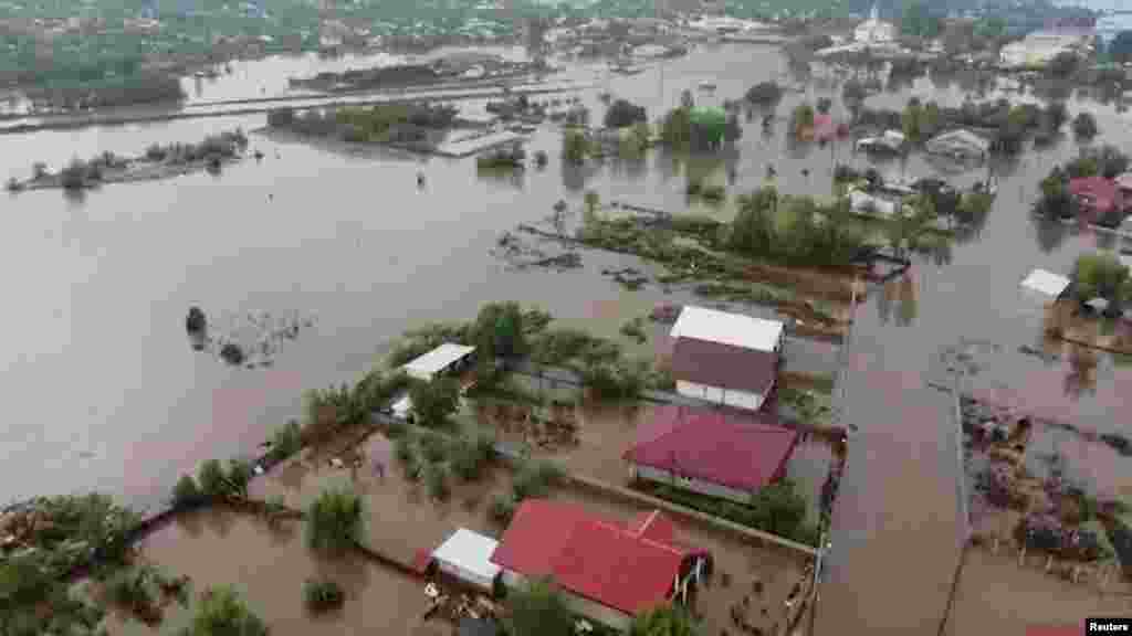 Drone footage reveals the extent of flooding in Galati County in Romania. Storm Boris, a slow-moving low-pressure system, has dumped months&#39; worth of rain&nbsp;in just a few days over several European capitals, including Vienna, Bratislava, and Prague. &nbsp;