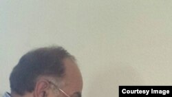 عيسى منگل په اروپا کې افغاني سبک په خپل هنر کې ځلولى