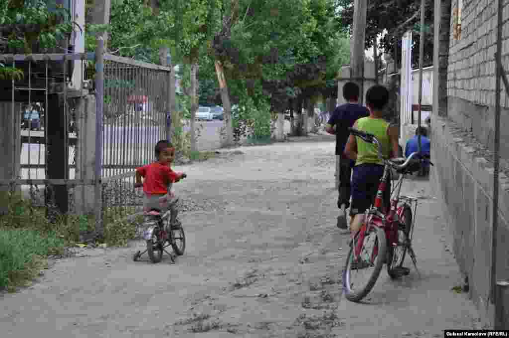 Навоий кўчасининг ёш авлоди