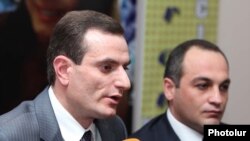 Armenia -- Parliament deputies Artak Zakarian (L) and Koryun Nahapetian hold a news conference in Yerevan, 9 March 2010.