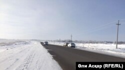 Трасса в Западном Казахстане в зимний период.