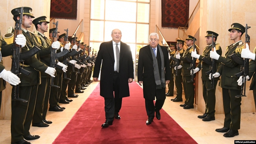 Then-Armenian President Armen Sarkisian (left) meets with Mahmud Abbas, president of Palestinian National Authority, in Ramallah in January 2020.