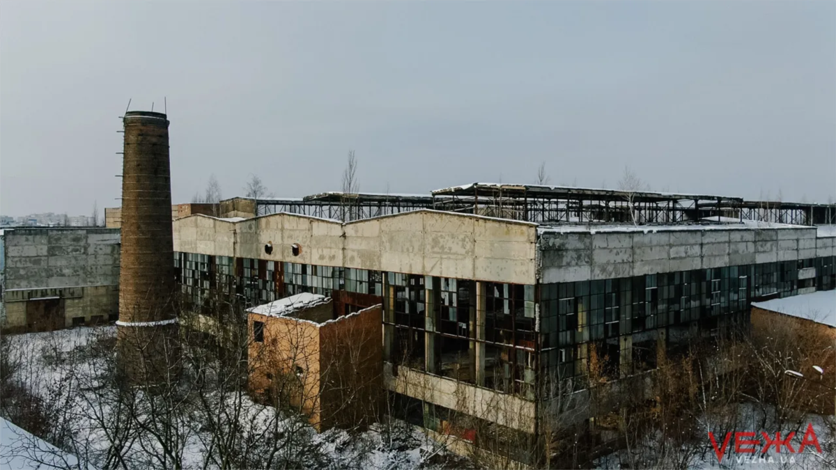 Топпосадовець СБУ їздить на Audi Q8, купленому за безцінь у фігуранта справи СБУ після «перевірки» його бізнесу – «Схеми»