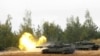 Tanket Leopard 2 gjatë një stërvitjeje. 