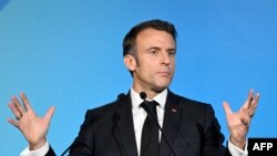 Președintele Franței, Emmanuel Macron, cere Israelului să protejeze civilii din Gaza și să oprească violențele din Cisiordania.