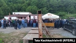 "ნამახვანჰესის" მშენებლობის მოწინააღმდეგეები სოფელ გუმათში