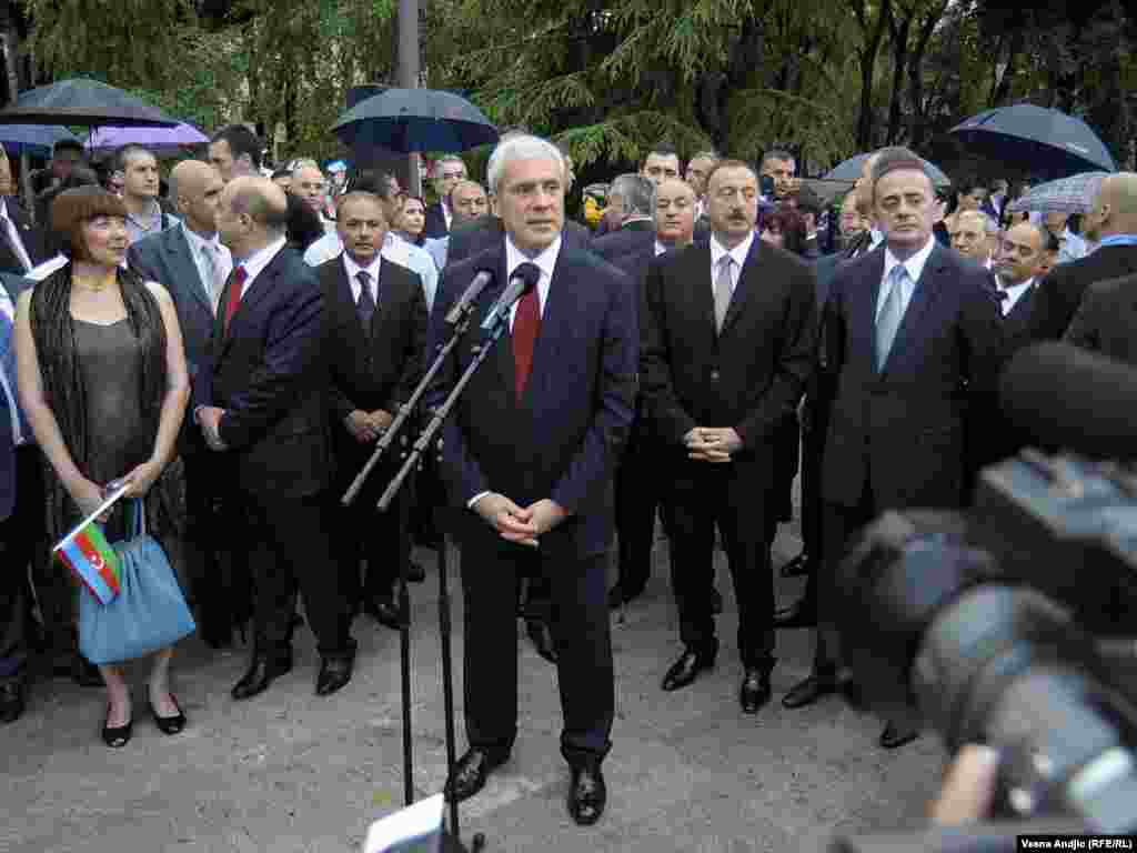 Predsednici Azerbejdžana Ilham Aliev i Srbije Boris Tadić na otvaranju parka i otkrivanju spomenika