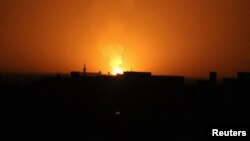 Damask - foto arkivi