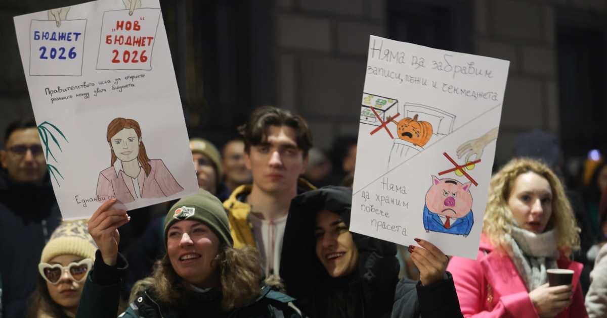 Добро утро. Най-важното днес:Предсрочните избориСемейният кодексСбогом на Боян РадевТрети пореден