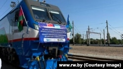 Первый блок-поезд прибыл из Беларуси в Узбекистан