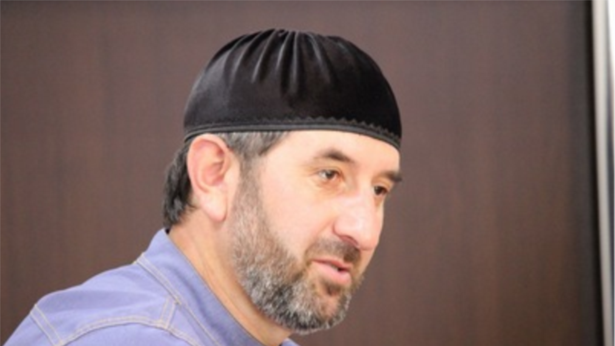 Хамзатов имам