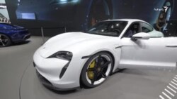 پورشه به رقابت با تسلا می‌رود