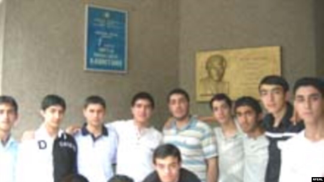 Nazir deyir ki, vahid forma şagirdlər arasında ayrı-seçkiliyə son qoymağa yönəlib
