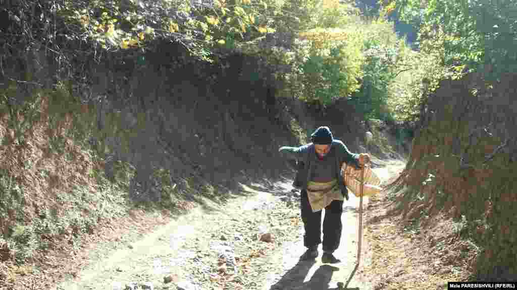 Пастух в деревне Хуневи