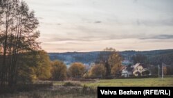 The entrance to the Czech village of Sindelova, located near the German border