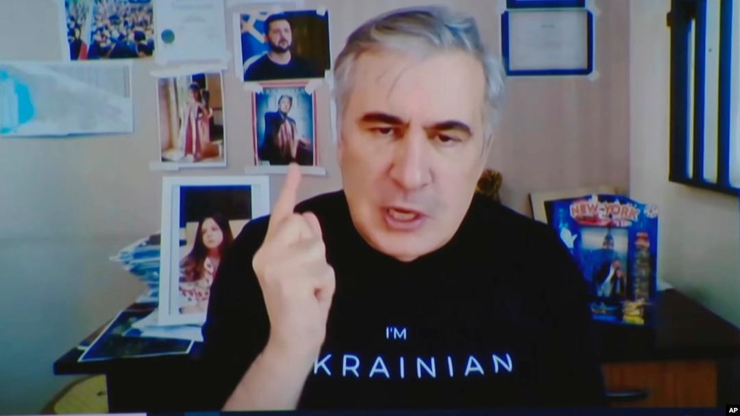 Михаил Саакашвили в клинике «Вивамеди»