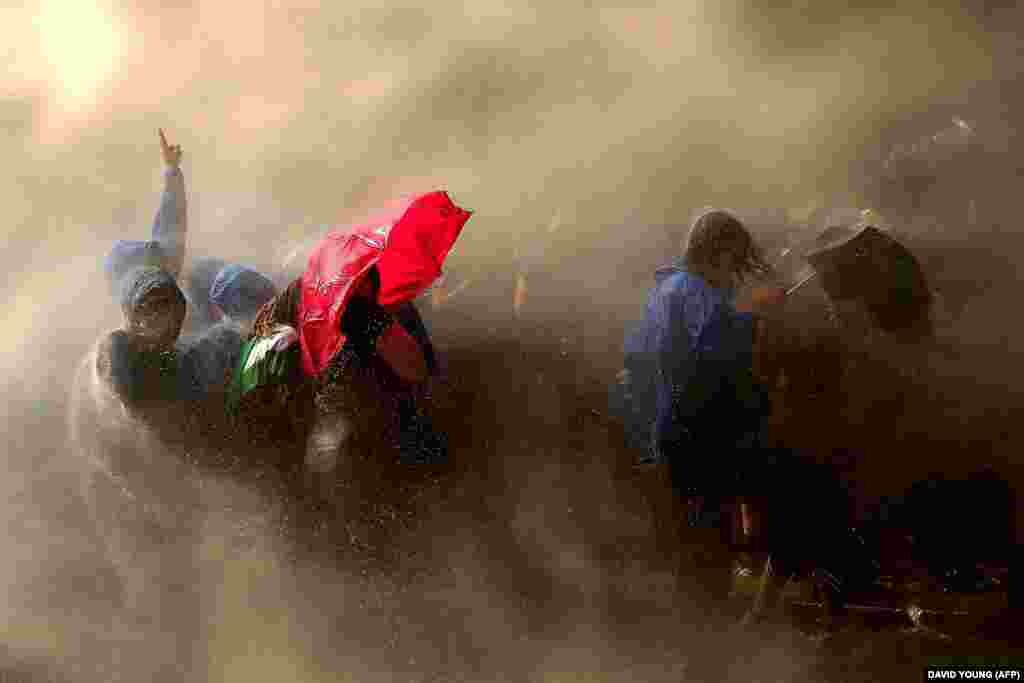 درگیری معترضان و پلیس آلمان