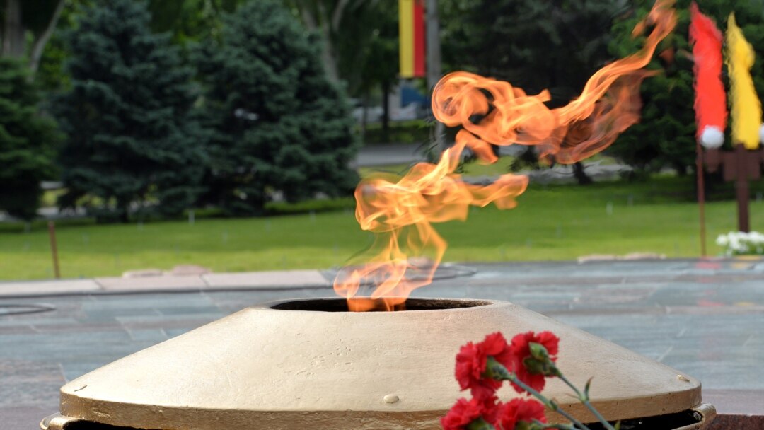 Ресейдегі секс: порнографиялық суретшілер