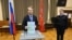Голову російської партії «Яблуко», яка виступає проти війни РФ в Україні, і федеральний список якої зняли з виборів у Держдуму, звинуватили у хуліганстві