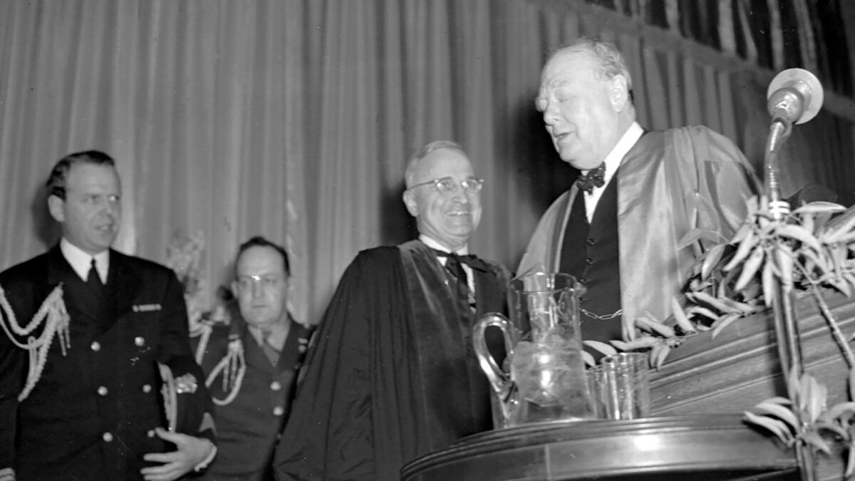 В марте 1946 года была. Уинстон черчилль 1946. Фултонская речь уинстона черчилля. Черчилль фултонская речь 1946. В марте 1946 года была.