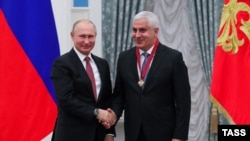 Владимир Путин и Марат Камболов