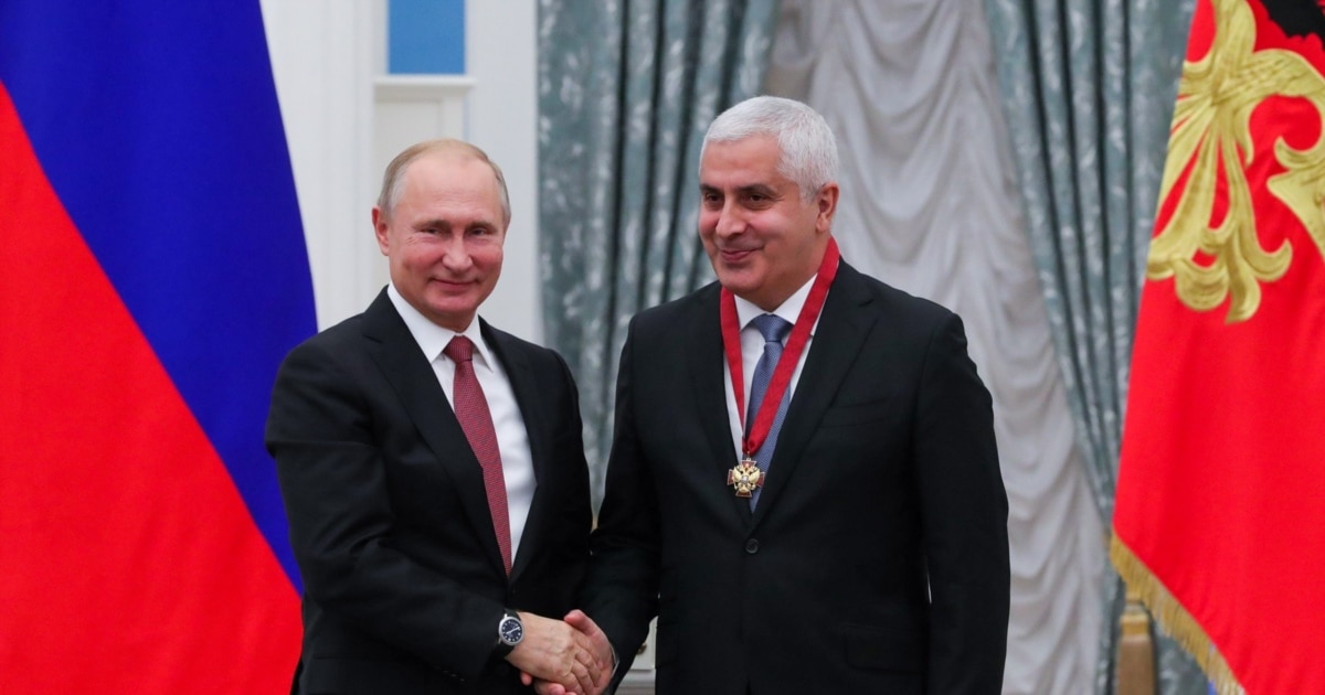 პუტინისთვის, მისი მეგობრებისთვის და ომისთვის. რატომ სჭირდება რუსეთს ცხინვალი?
