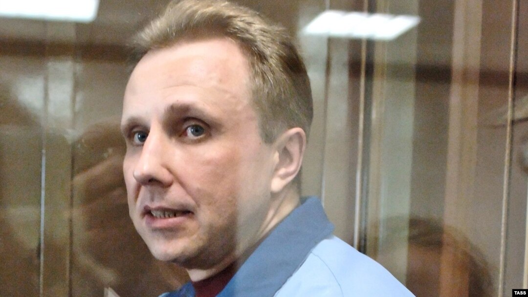 Защитники Алексея Пичугина убеждены: прокуратура давит на него, пытаясь вытянуть признания, дискредитирующие руководителей ЮКОСа