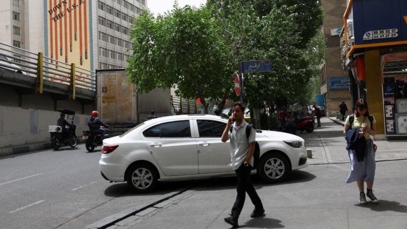نماینده مجلس: با تصمیم نهادهای بالادستی، فعلاً نیاز به باز کردن اینترنت وجود ندارد