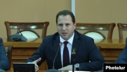 И.о. министра обороны Армении Давид Тоноян (архив)