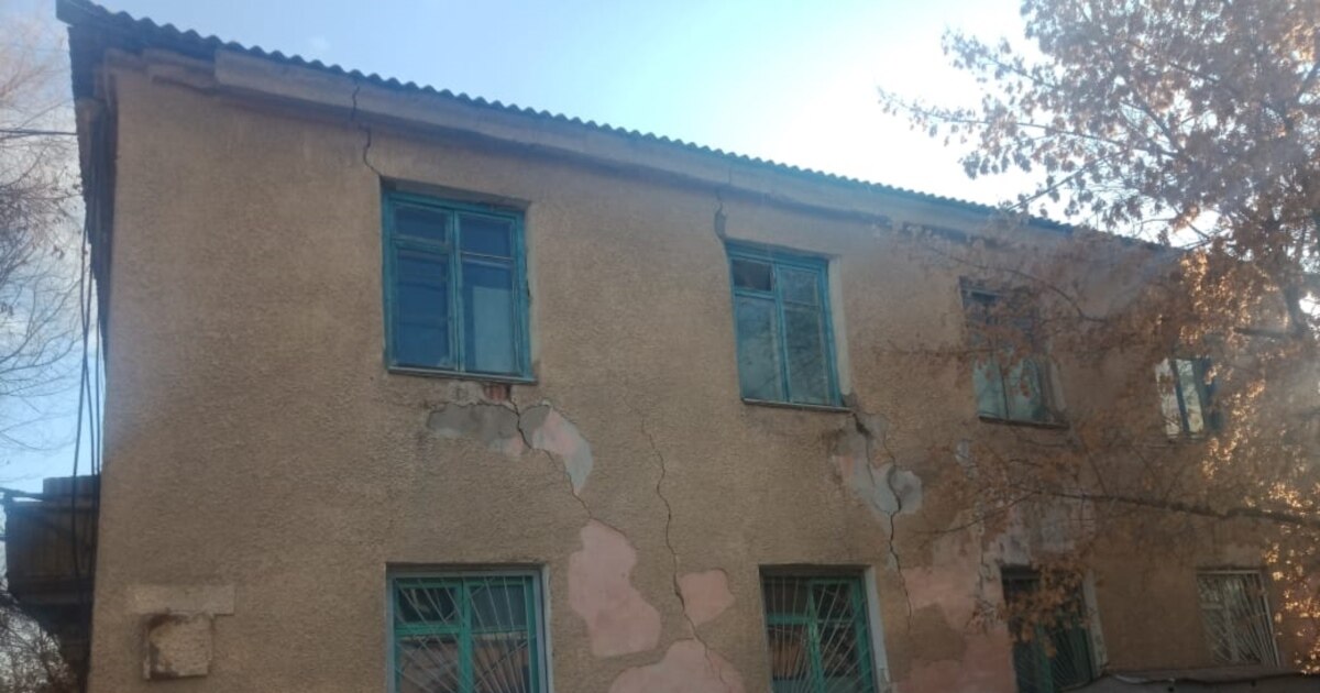 Жігіт ұзақ дірілдейді Жігіт ұзақ дірілдейді