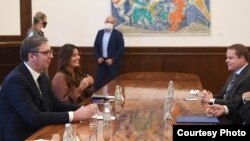 Predsednik Srbije Aleksandar Vučić na sastanku sa šefom Delegacije Evropske unije u Srbiji Semom Fabricijem, Beograd, 18. septembar 2020. 