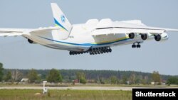 Cеред найбільш відомих розробок «Антонова» – АН-225 «Мрія», що є найбільшим і найпотужнішим у світі транспортним літаком