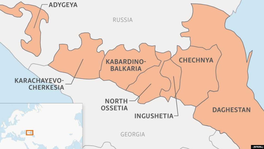 Ескі түрік әже порно Ализенің юбкадағы суреті