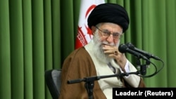 آیت‌الله خامنه‌ای پیشتر گفته بود که اگر ایالات متحده برجام را «پاره» کند ما آن را آتش خواهیم زد.