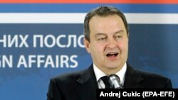 Српскиот министер за надворешни работи Ивица Дачиќ 