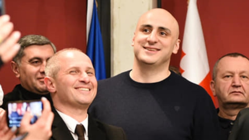 გამოდის, ვინც დემოკრატიულ უკუსვლას გმობს, „საბოტაჟის“ ჩამდენად ჩაითვლება – მელიას ადვოკატი ახალ ბრალზე