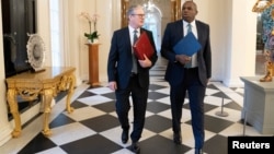 Britain's Prime Minister Keir Starmer (left) and Foreign Secretary David Lammy at the British ambassador's residence in Washington before a meeting with U.S. President Joe Biden on September 13.