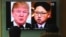 Экранда АКШнын президенти Доналд Трамп менен Түндүк Кореянын лидери Ким Чен Ын тууралуу телеберүү көрсөтүлүп жатат. Түштүк Корея, 9-март, 2018-жыл.