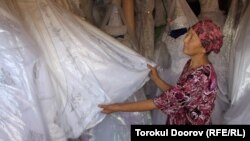 Toý lybaslary dükany. Gyrgyzystan. 