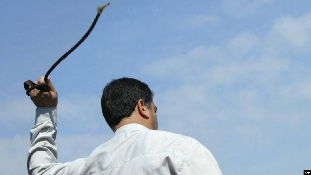 A public flogging in Iran (file photo)